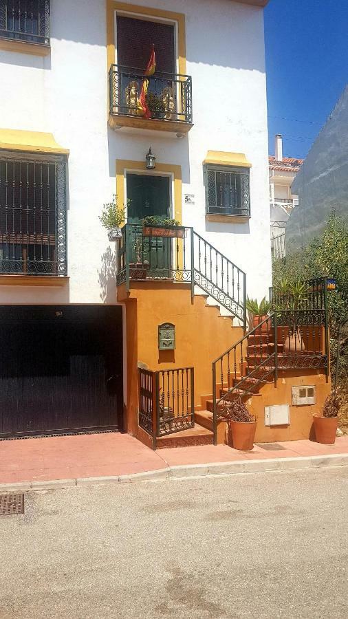 Excelente Habitacion En Bonita Y Tranquila Casa En Benalmadena Pueblo Apartment Екстериор снимка